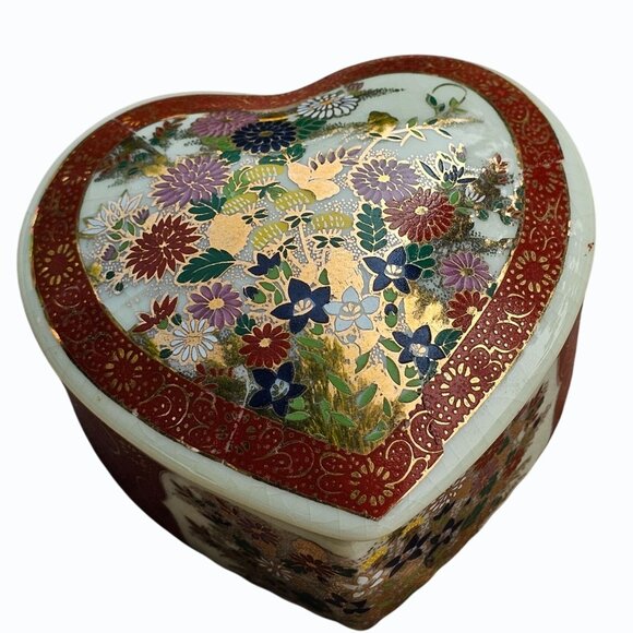 Satsuma Japan Porcelain Heart Shaped Trinket Box Vtg Floral with Gold Accents - Picture 2 of 12
